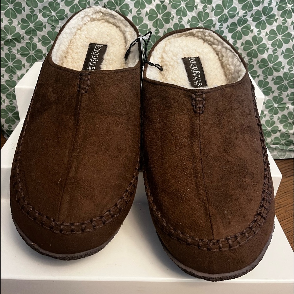 New Men’s Suede WindRiver Slippers w/ Fleecy inside